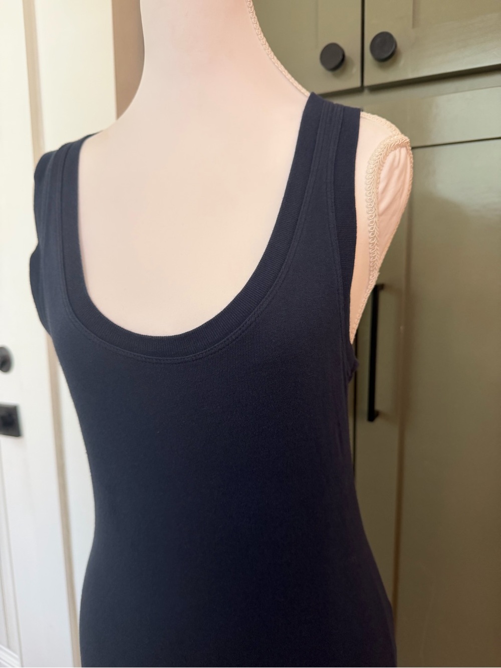 Classic Sleeveless Navy Maxi Dress - Size 1 - Picture 3 of 6